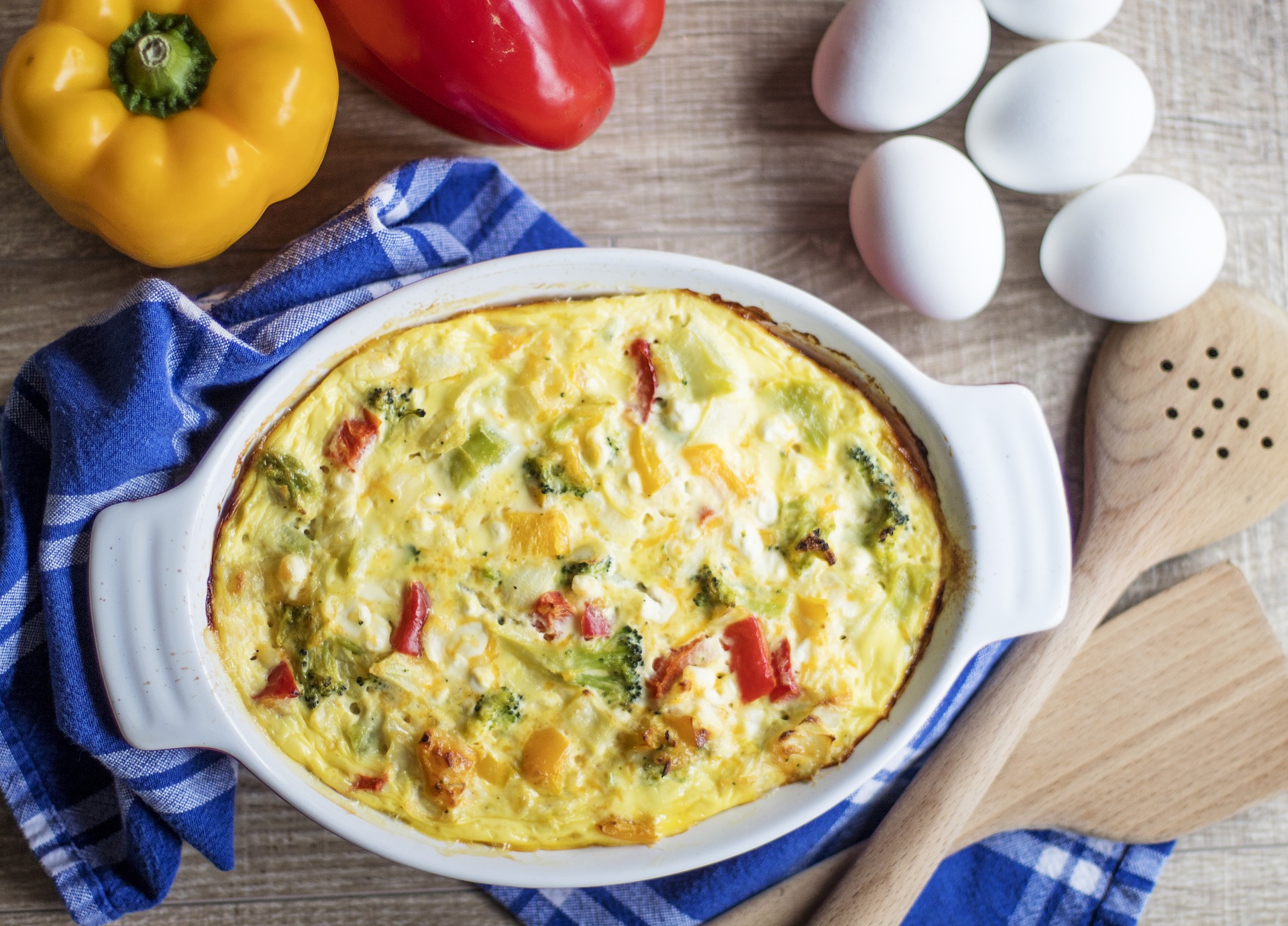 is-eating-eggs-good-for-you-az-dietitians